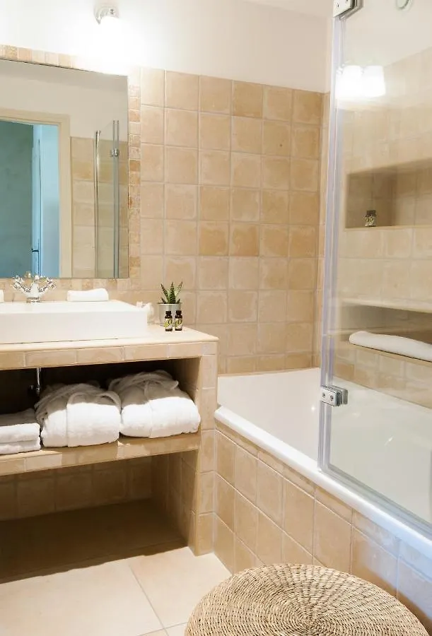 Domaine Le Bois Des Dames Bed & Breakfast Chantemerle-les-Grignan